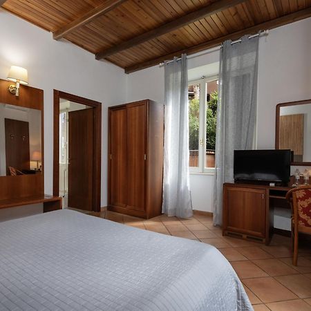 Comfort Rooms Villa Gaia Tor Vergata Roma Eksteriør bilde