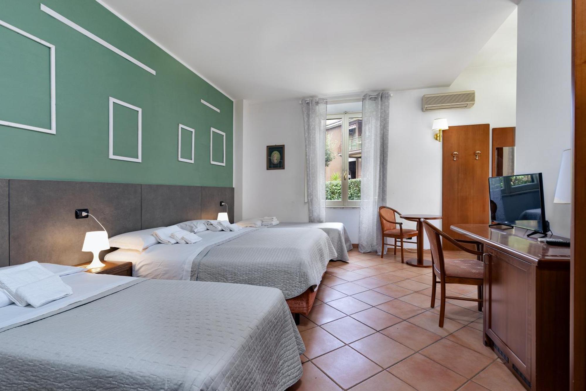 Comfort Rooms Villa Gaia Tor Vergata Roma Eksteriør bilde