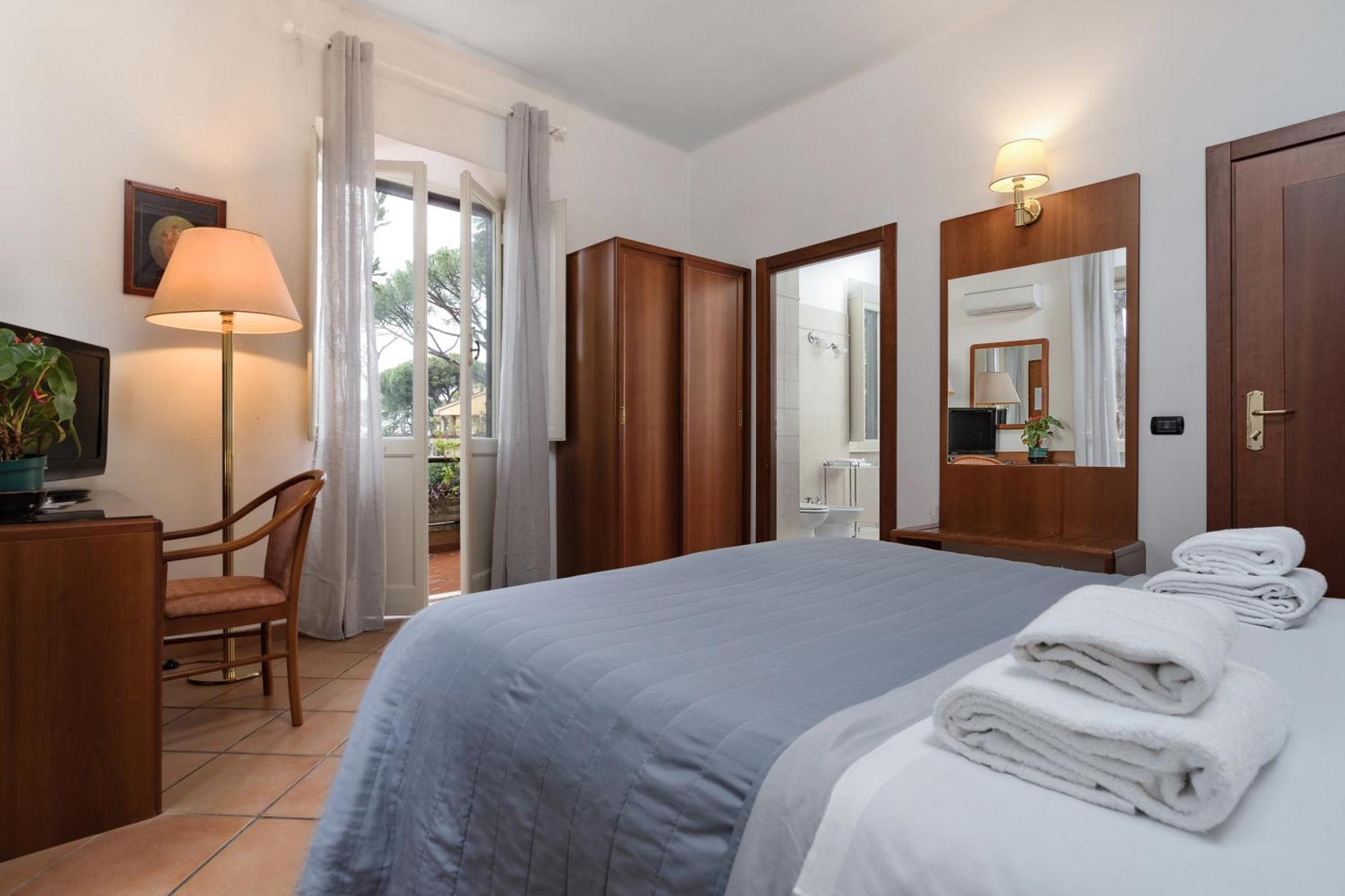 Comfort Rooms Villa Gaia Tor Vergata Roma Eksteriør bilde