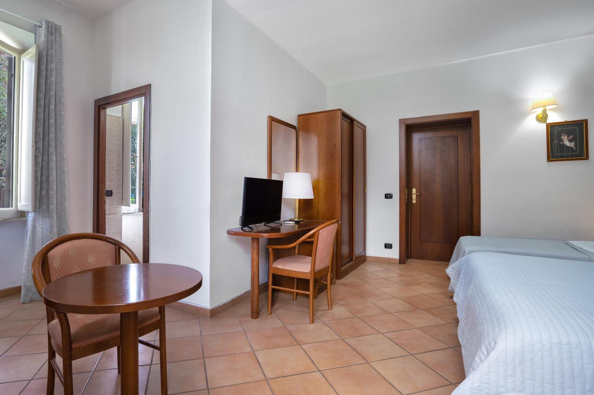 Comfort Rooms Villa Gaia Tor Vergata Roma Eksteriør bilde